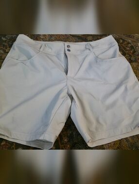 Killtec Women’s Tan Cargo Shorts — Clean Casual Utility Style